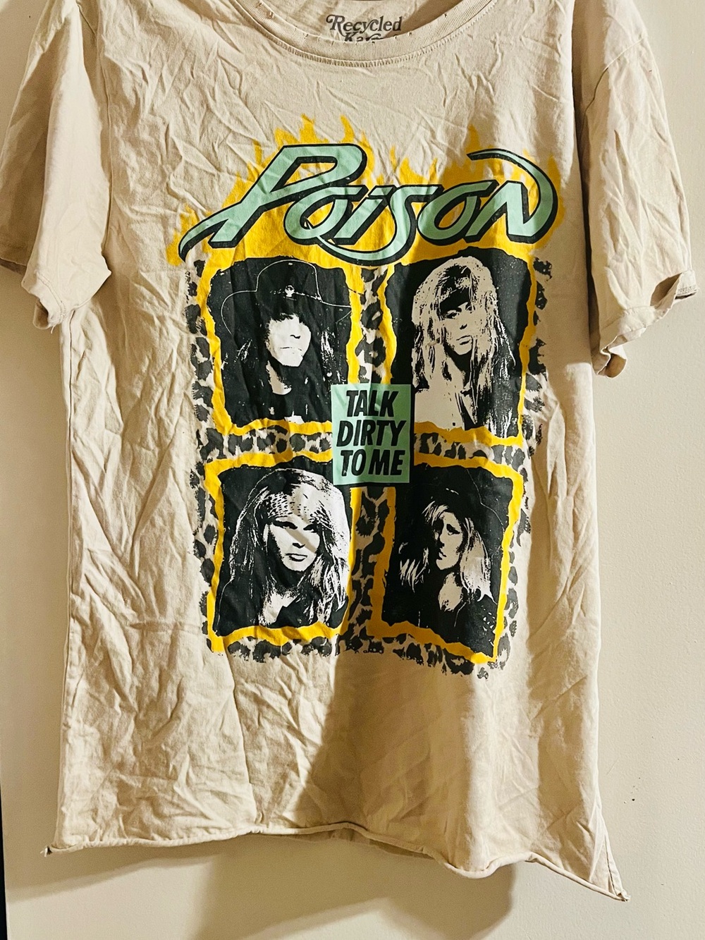 Heavy Metal Band Poison ‘Talk Dirty To Me' Graphic Tee  M